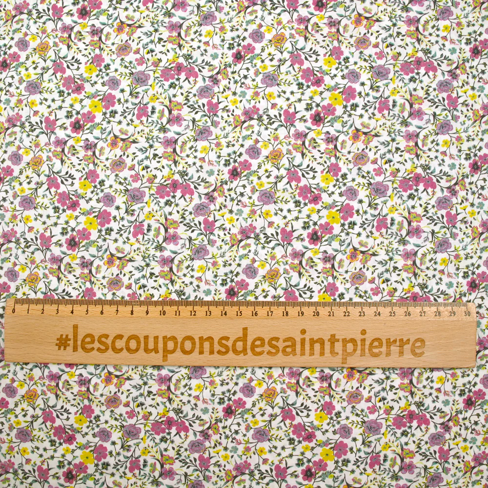 Coton imprimé Anna fleurs violet et jaune fond blanc au mètre - Image 5