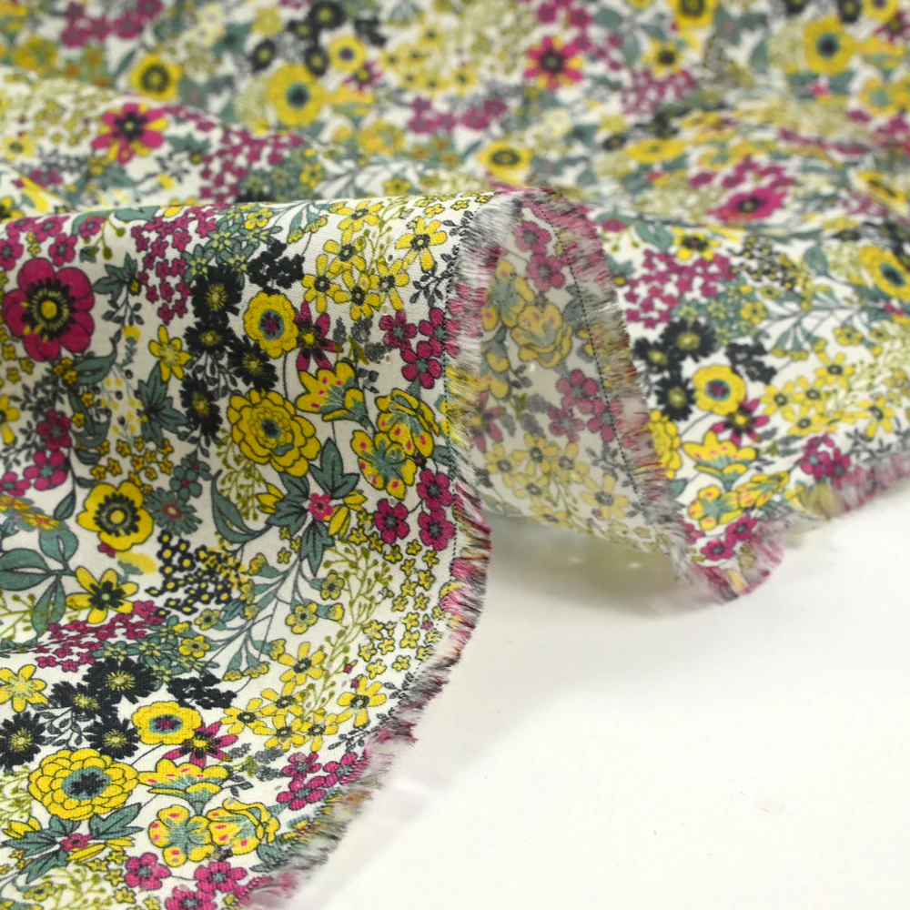 Coton imprimé Matilde fleurs fuchsia et jaune au mètre - Image 6
