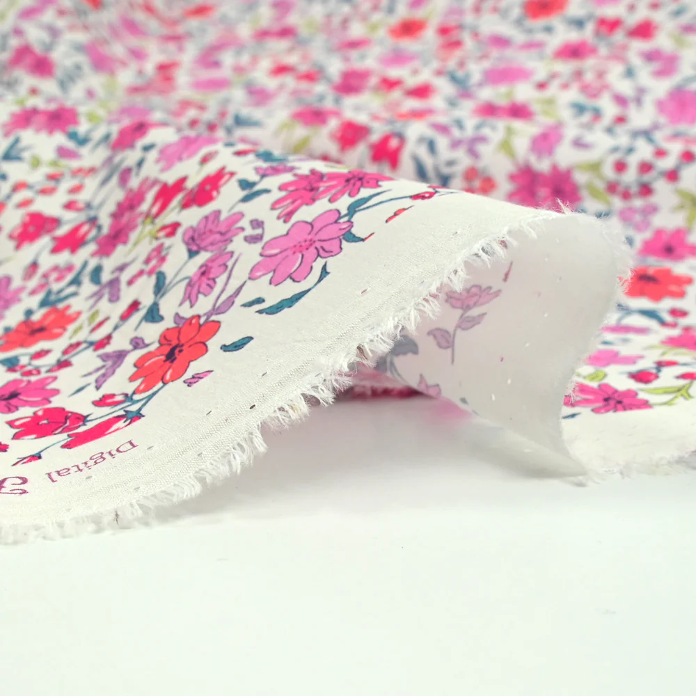 Coton imprimé Vittoria fleurs rose vintage fond blanc cassé au mètre - Image 5