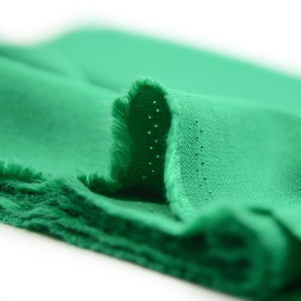 Crêpe viscose Lily vert synthétique - Image 4