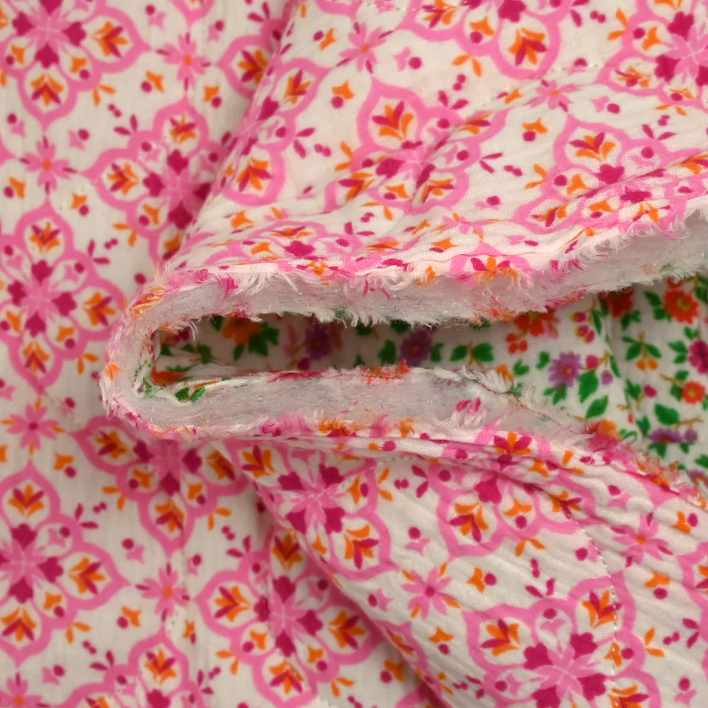 Double gaze matelassée double face Varanasi fond blanc cassé au mètre - Image 9