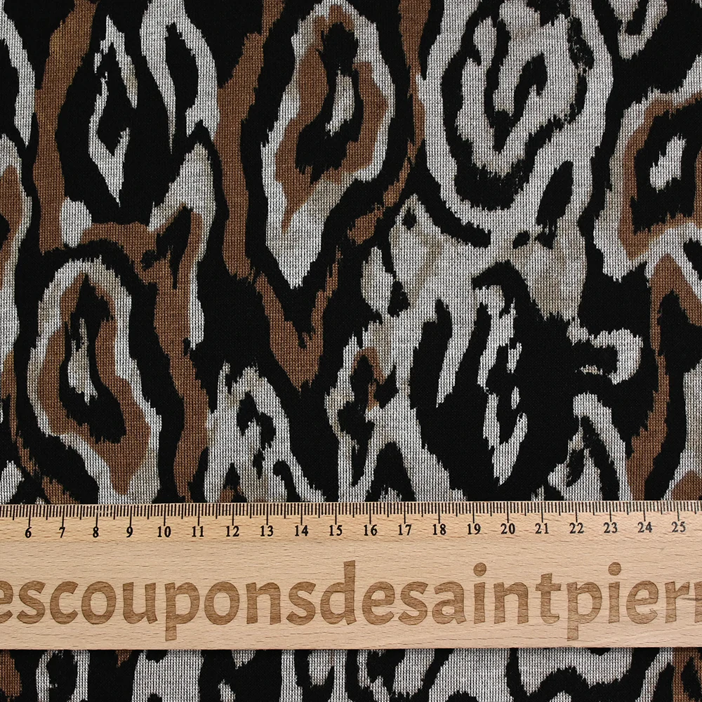 Maille Milano polyviscose écorce grise et marron fond noir - Image 3