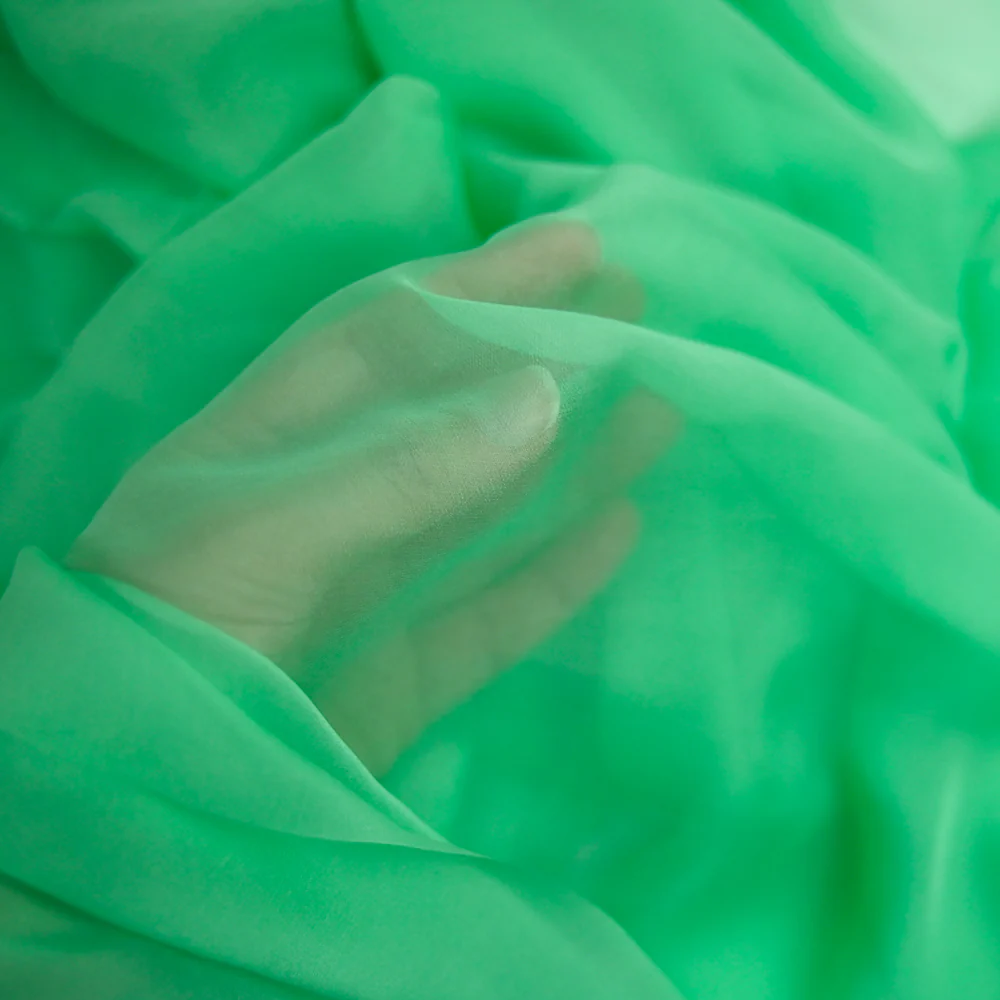 Mousseline 100% soie vert - Image 4