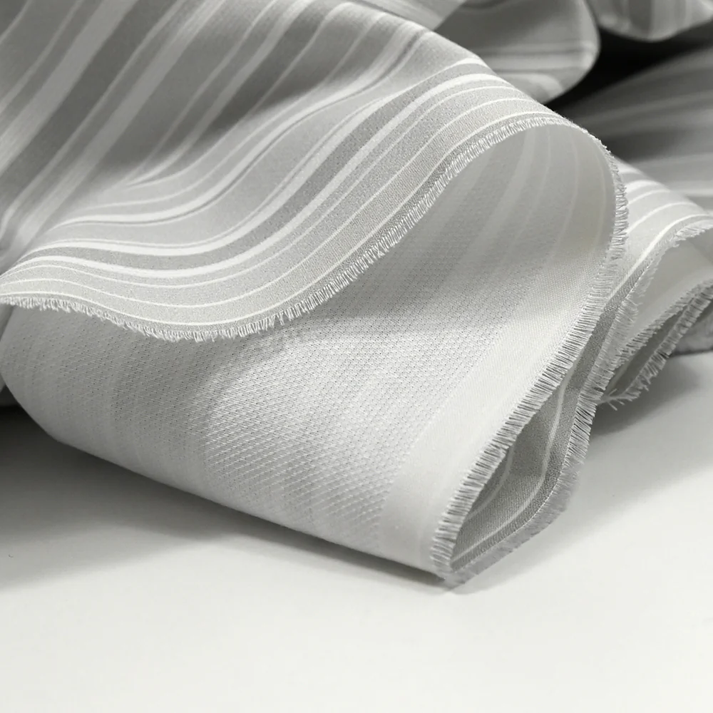 Piqué de coton imprimé Rayure fond gris - Image 5