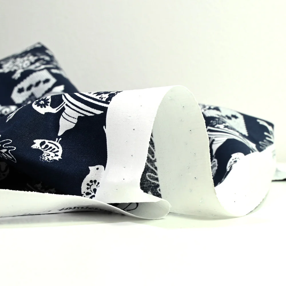 Popeline de coton imprimée pampille de Noël fond marine - Image 5