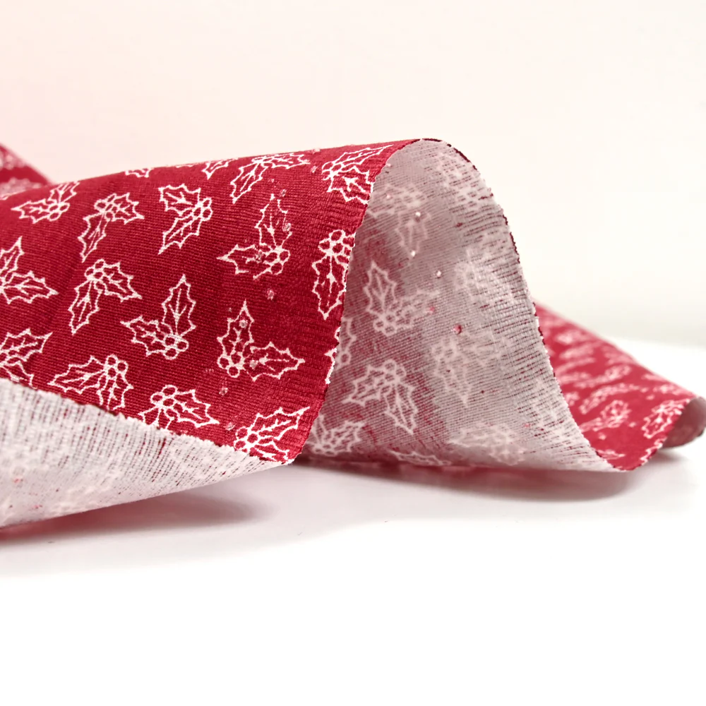 Popeline de coton imprimée houx fond lie de vin - Image 5