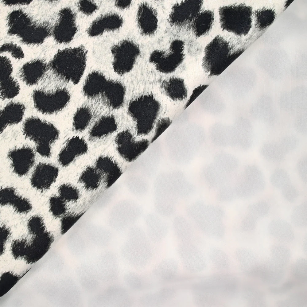 Scuba toucher suédine imprimé léopard fond blanc - Image 4